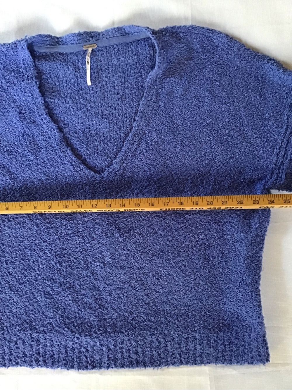 Free people Women's Cozy Blue V-Neck Sweater Size L - Picture 5 of 11